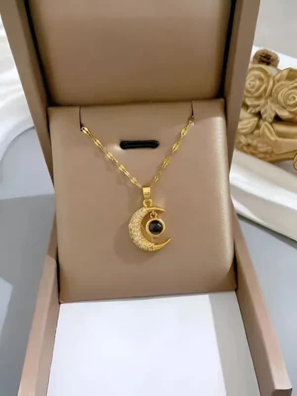 Кулон "Полумесяц с проекцией" — нержавеющая сталь-1