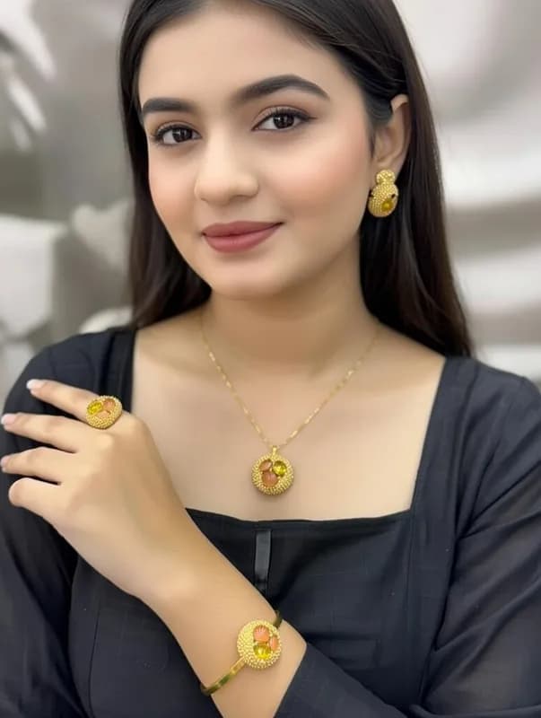 Набор украшений с жёлто-оранжевыми камнями - серьги, колье, браслет, кольцо-1