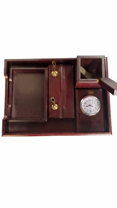 Настольный набор из дерева — статус и порядок на рабочем месте-2