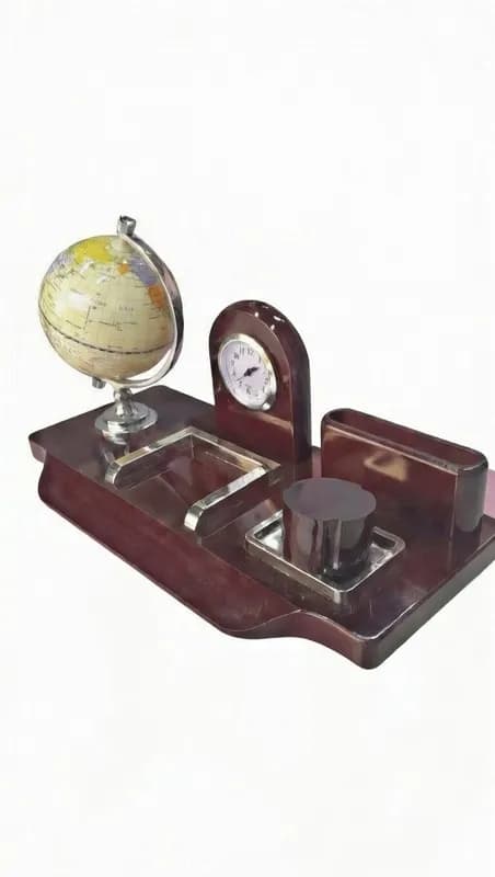 Настольный набор «Глобус и Часы» — элегантность и функциональность