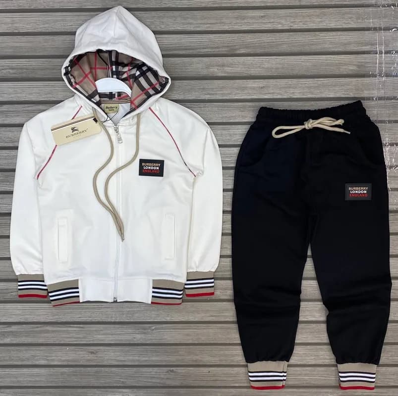 Детский спортивный комплект Burberry London: худи и джоггеры
