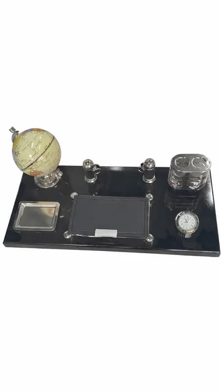 Настольный набор с глобусом — статус и стиль в деталях-1