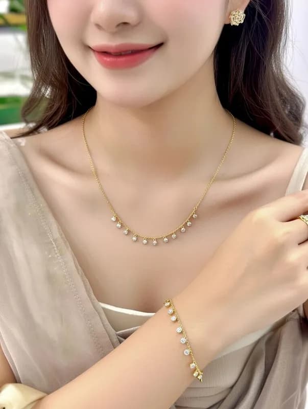 Набор украшений - ожерелье и браслет-1