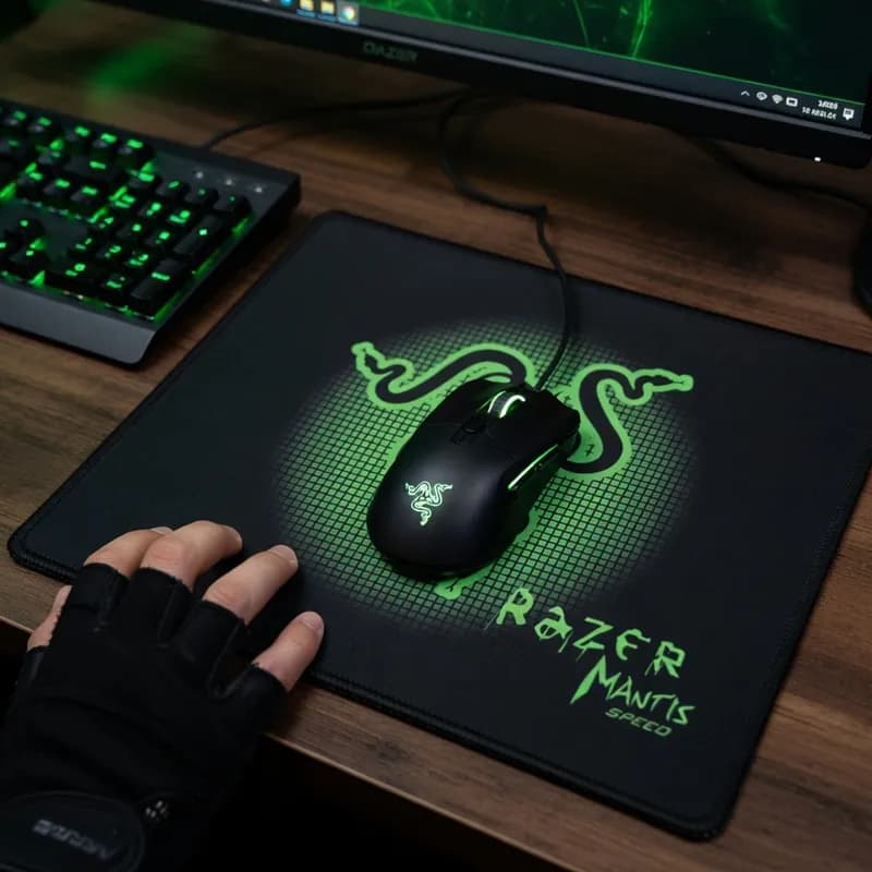 Игровой коврик для мыши Razer Mantis Speed-3